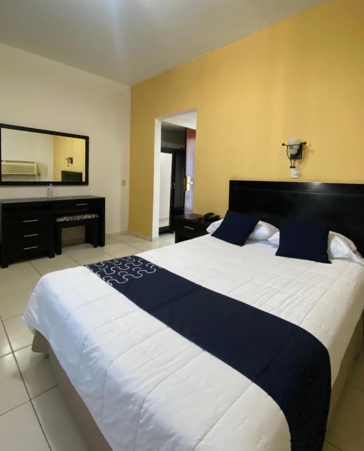 Hotel Impala De Τάμπικο Εξωτερικό φωτογραφία